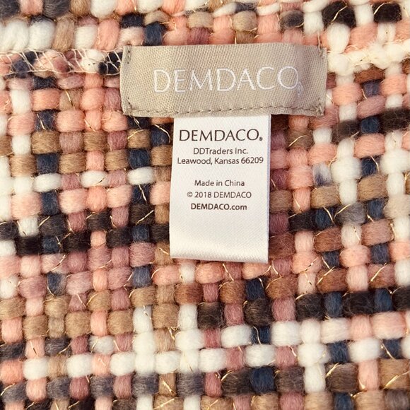 Hand-Woven Infinity Scarf Gold Thread Accents - Picture 6 of 6